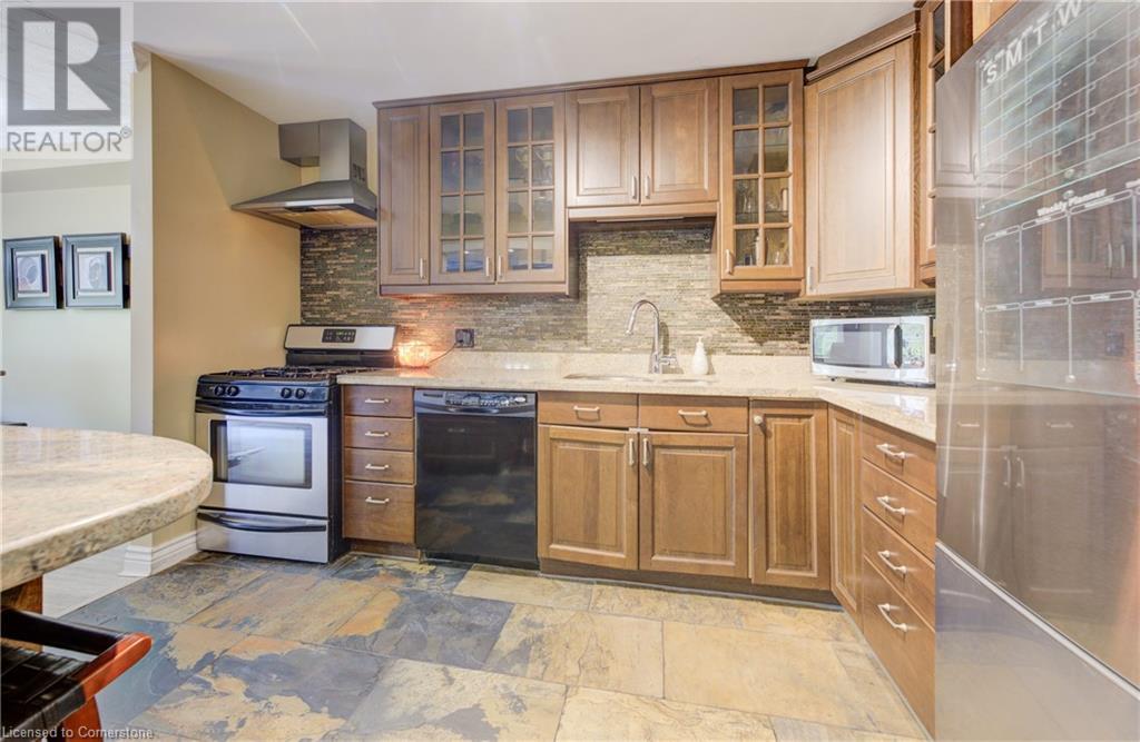 255 Mount Albion Road Unit# 40, Hamilton, Ontario  L8K 6P8 - Photo 13 - 40660010