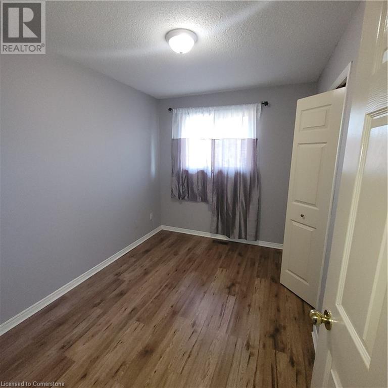 120 Union Street S, Cambridge, Ontario  N3H 2H1 - Photo 6 - 40659012