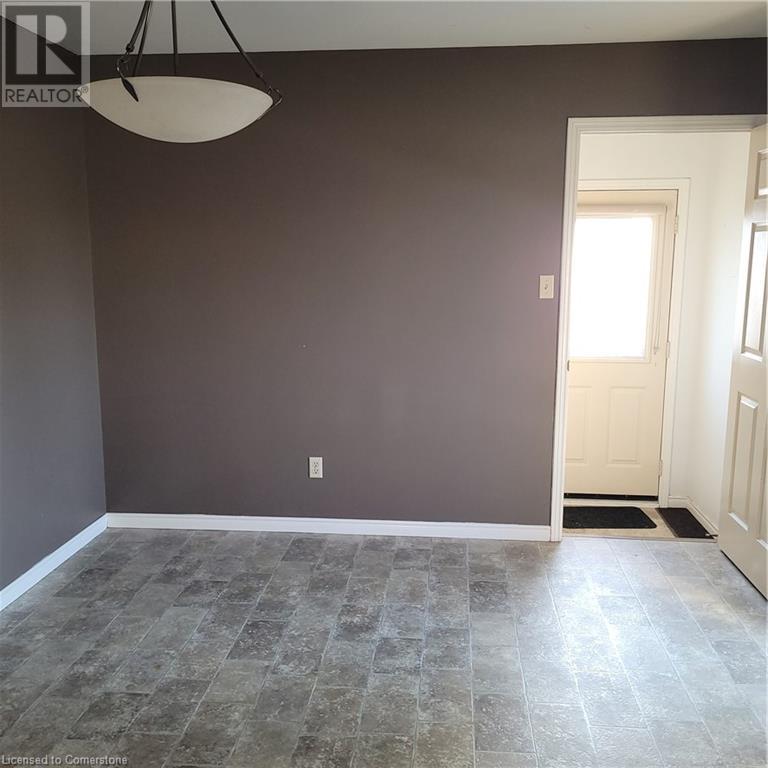 120 Union Street S, Cambridge, Ontario  N3H 2H1 - Photo 7 - 40659012