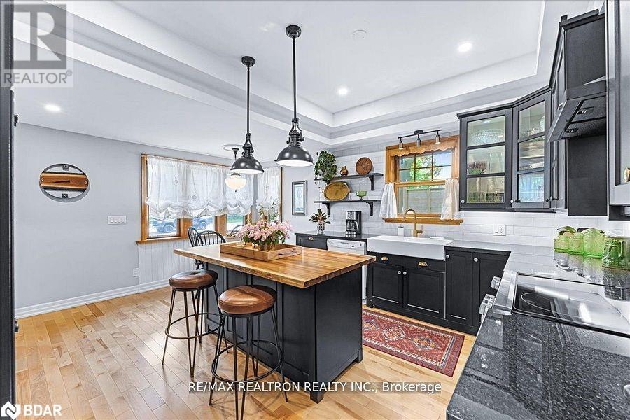 6 Mill Street E, Springwater, Ontario  L0L 1V0 - Photo 8 - 40661262