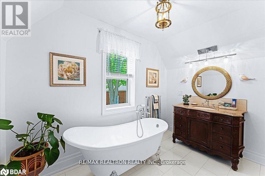 6 Mill Street E, Springwater, Ontario  L0L 1V0 - Photo 19 - 40661262