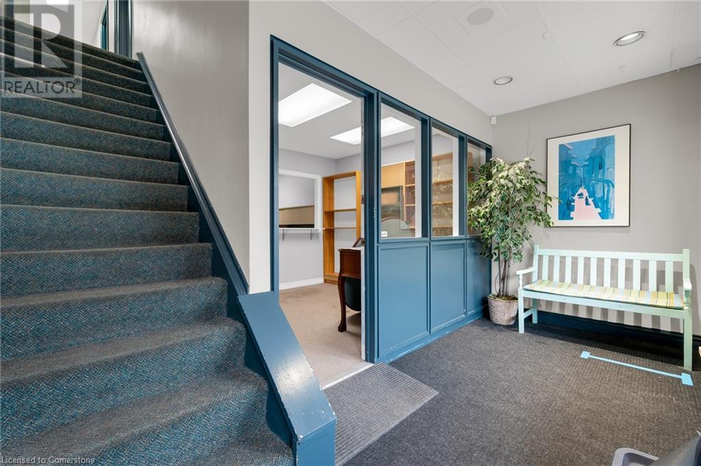 361 Jackson Street W Unit# 1, Hamilton, Ontario  L8P 1N2 - Photo 3 - 40665439