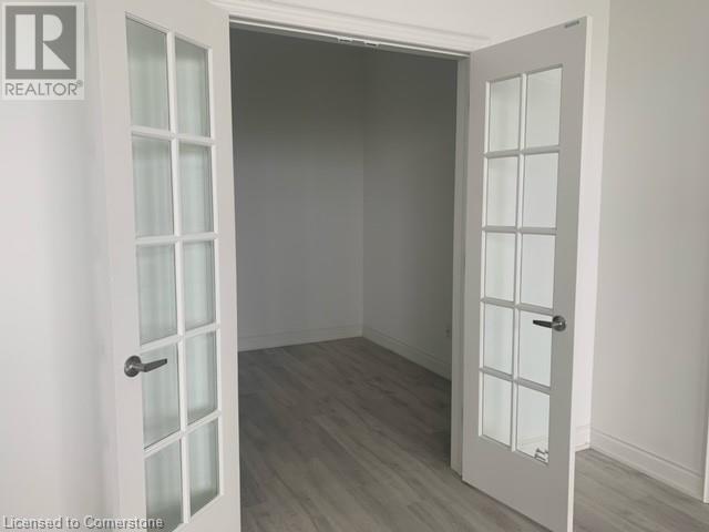 550 North Service Road Unit# 911, Grimsby, Ontario  L3M 0H9 - Photo 3 - 40667293