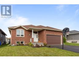 54 MCINTOSH CRESCENT, Quinte West, Ontario