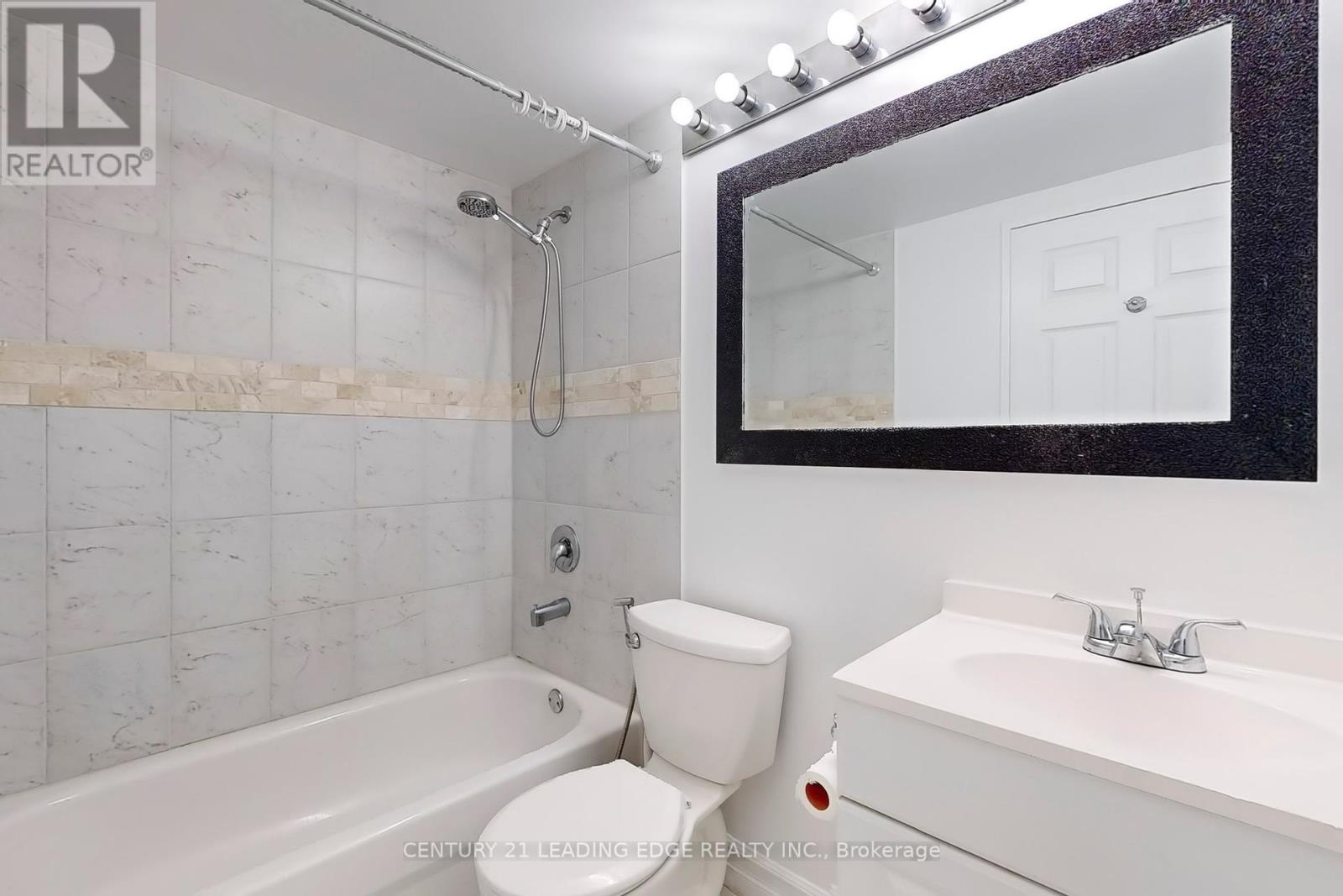 1013 - 8 Lee Centre Drive, Toronto, Ontario  M1H 3H8 - Photo 24 - E9417947