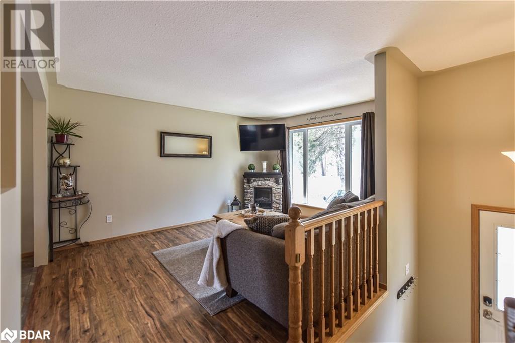 3015 South Sparrow Lake Road, Washago, Ontario  L0K 2B0 - Photo 9 - 40667158