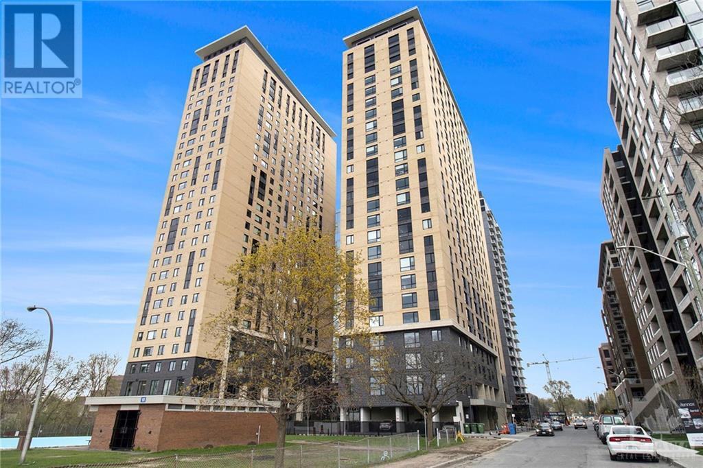 105 CHAMPAGNE AVENUE UNIT#2208, ottawa, Ontario