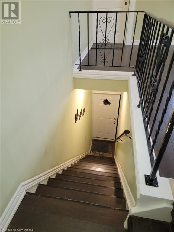 979 King Street E, Hamilton, Ontario  L8M 1C3 - Photo 9 - 40666604