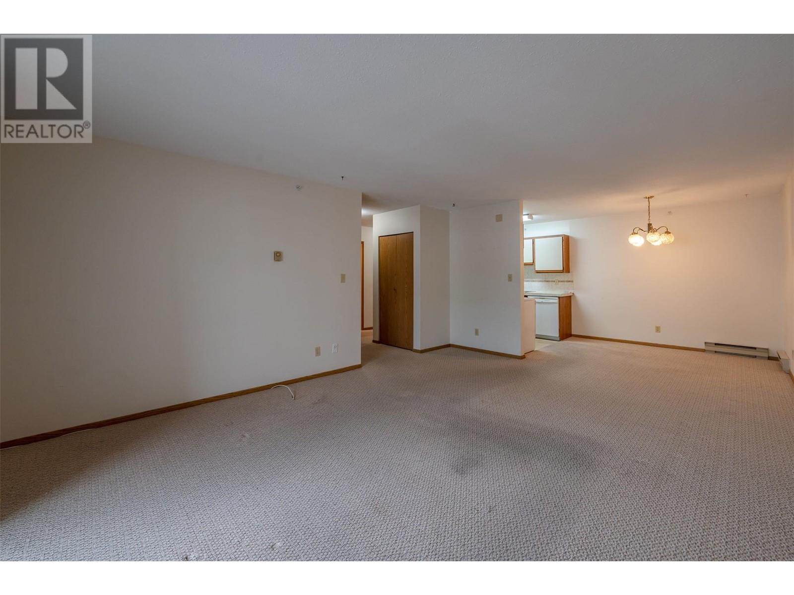 284 Yorkton Avenue Unit# 404, Penticton, British Columbia  V2A 3V5 - Photo 6 - 10326569