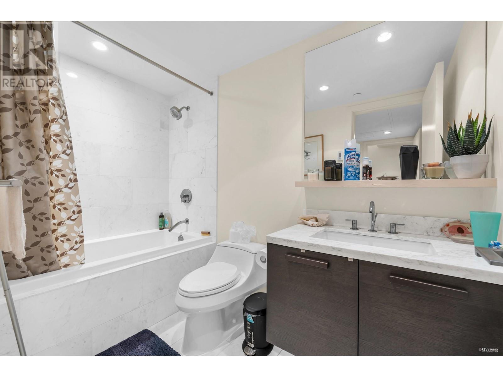Property at 106 5838 BERTON AVENUE image 4