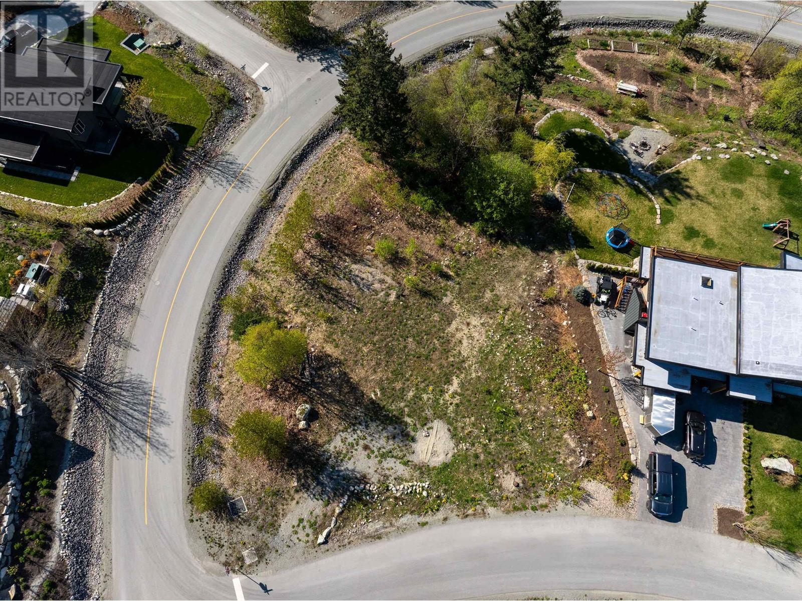 1701 Wishbone Court, Pemberton, British Columbia V0N 2L1 - Photo 4 - R2937745