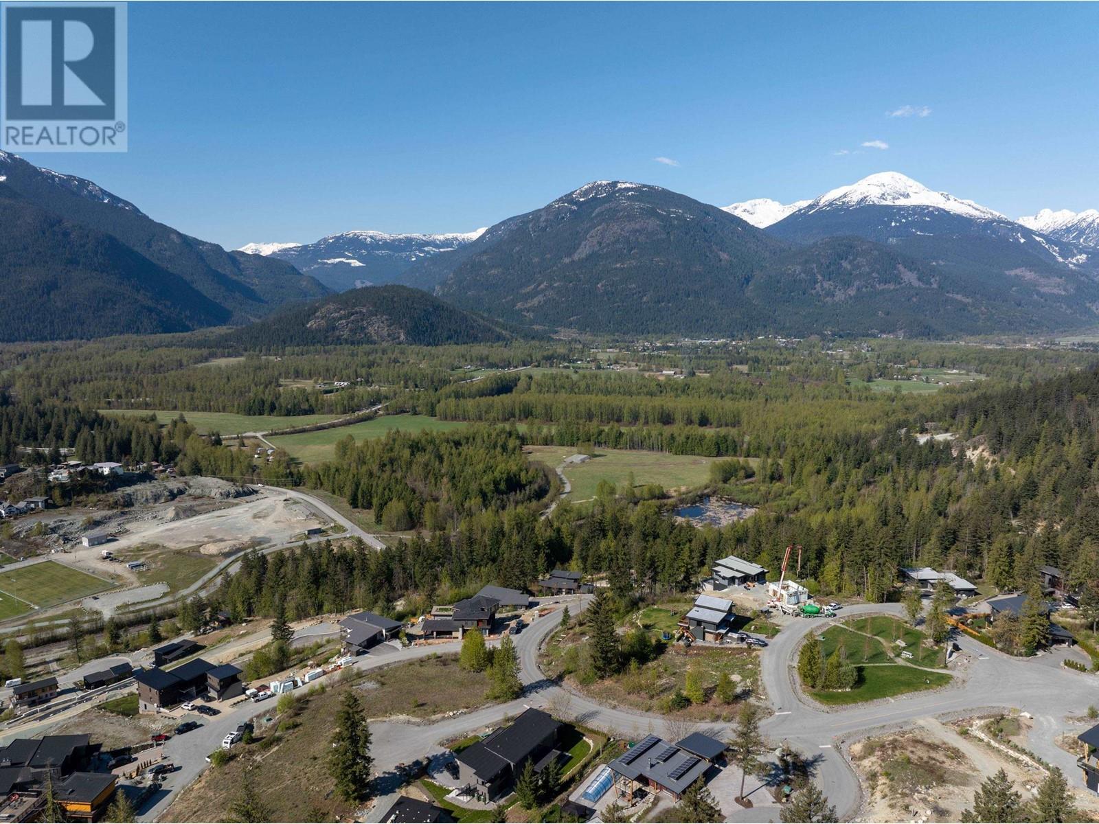 1701 Wishbone Court, Pemberton, British Columbia V0N 2L1 - Photo 8 - R2937745