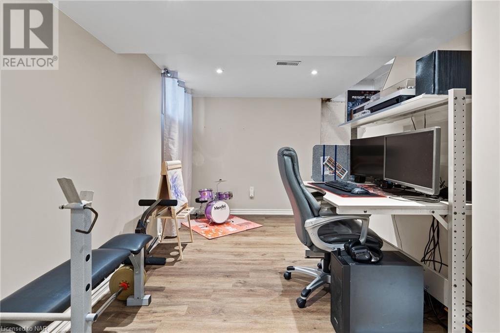 5432 Houck Drive, Niagara Falls, Ontario  L2E 1S1 - Photo 20 - 40667267