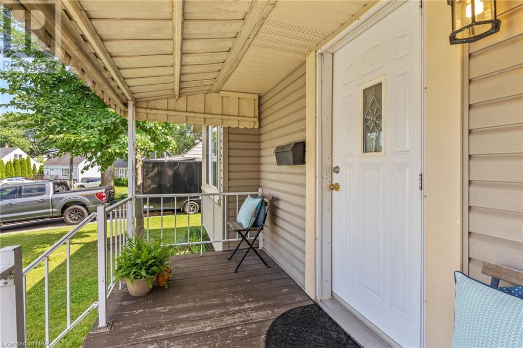 5432 Houck Drive, Niagara Falls, Ontario  L2E 1S1 - Photo 4 - 40667267