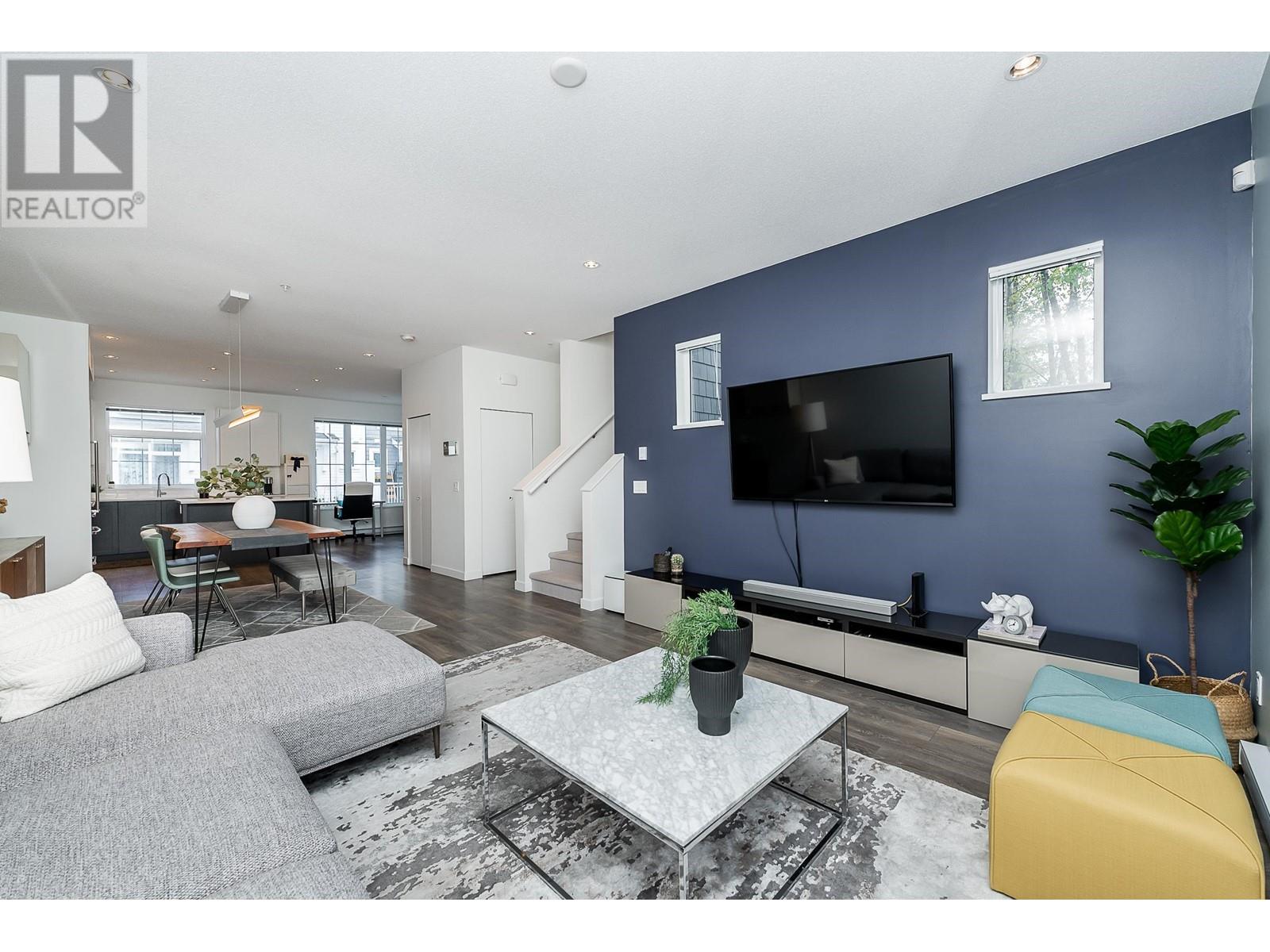 44 2560 Pitt River Road, Port Coquitlam, British Columbia  V3C 0G6 - Photo 1 - R2937685