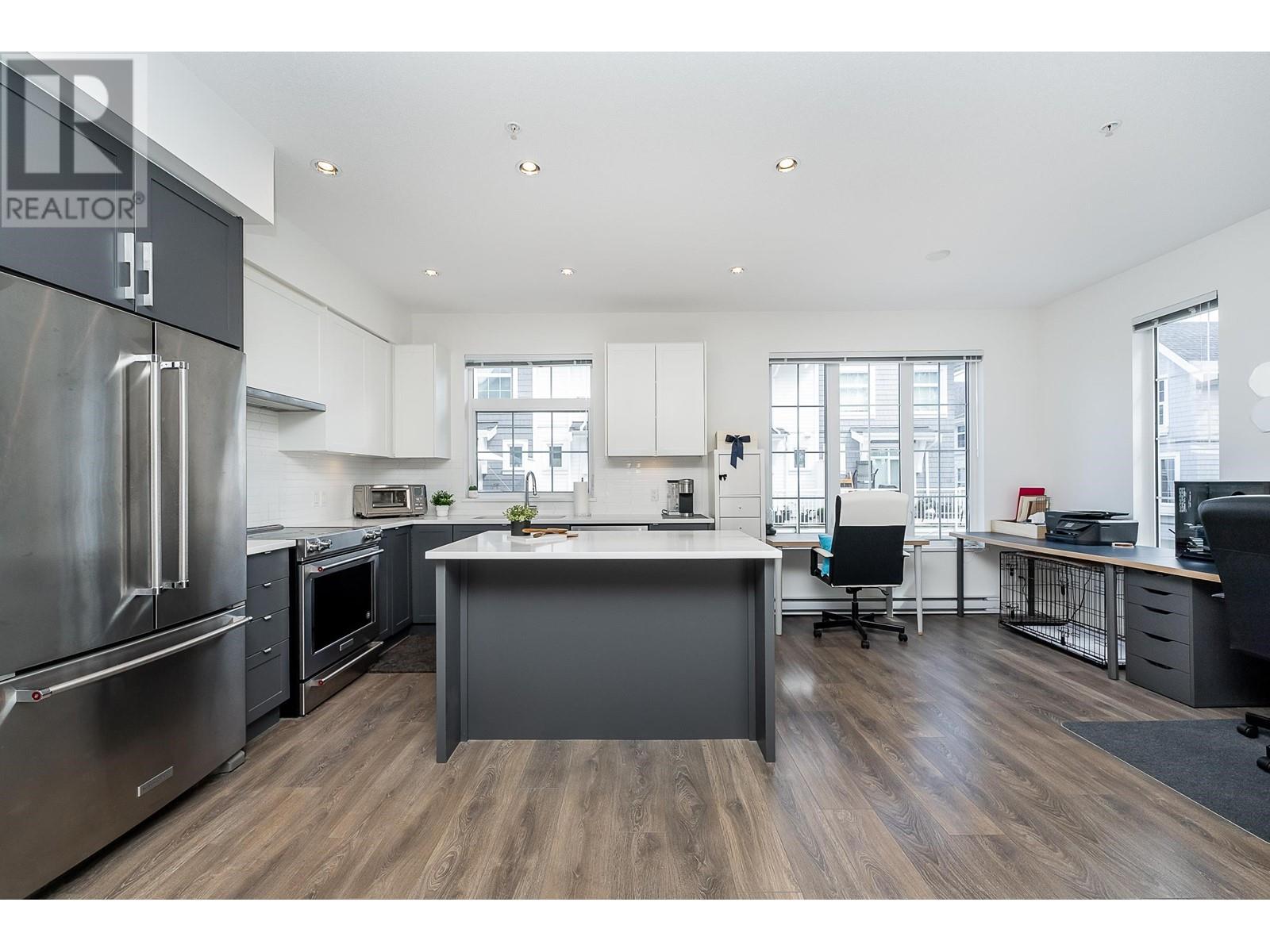 44 2560 Pitt River Road, Port Coquitlam, British Columbia  V3C 0G6 - Photo 8 - R2937685