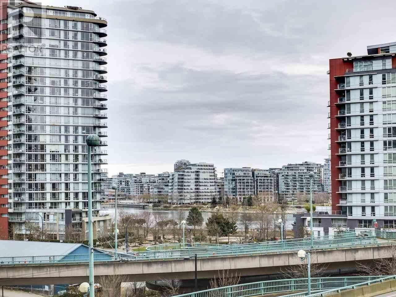 Listing Picture 21 of 30 : 584 87 NELSON STREET, Vancouver / 溫哥華 - 魯藝地產 Yvonne Lu Group - MLS Medallion Club Member