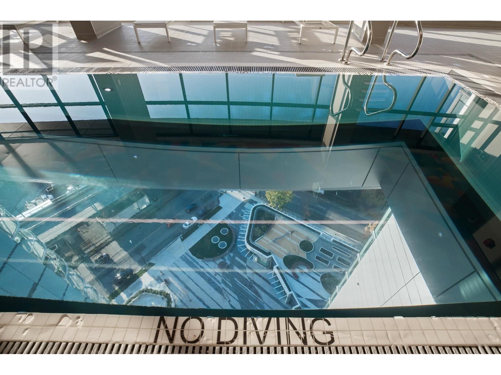 Listing Picture 27 of 30 : 584 87 NELSON STREET, Vancouver / 溫哥華 - 魯藝地產 Yvonne Lu Group - MLS Medallion Club Member