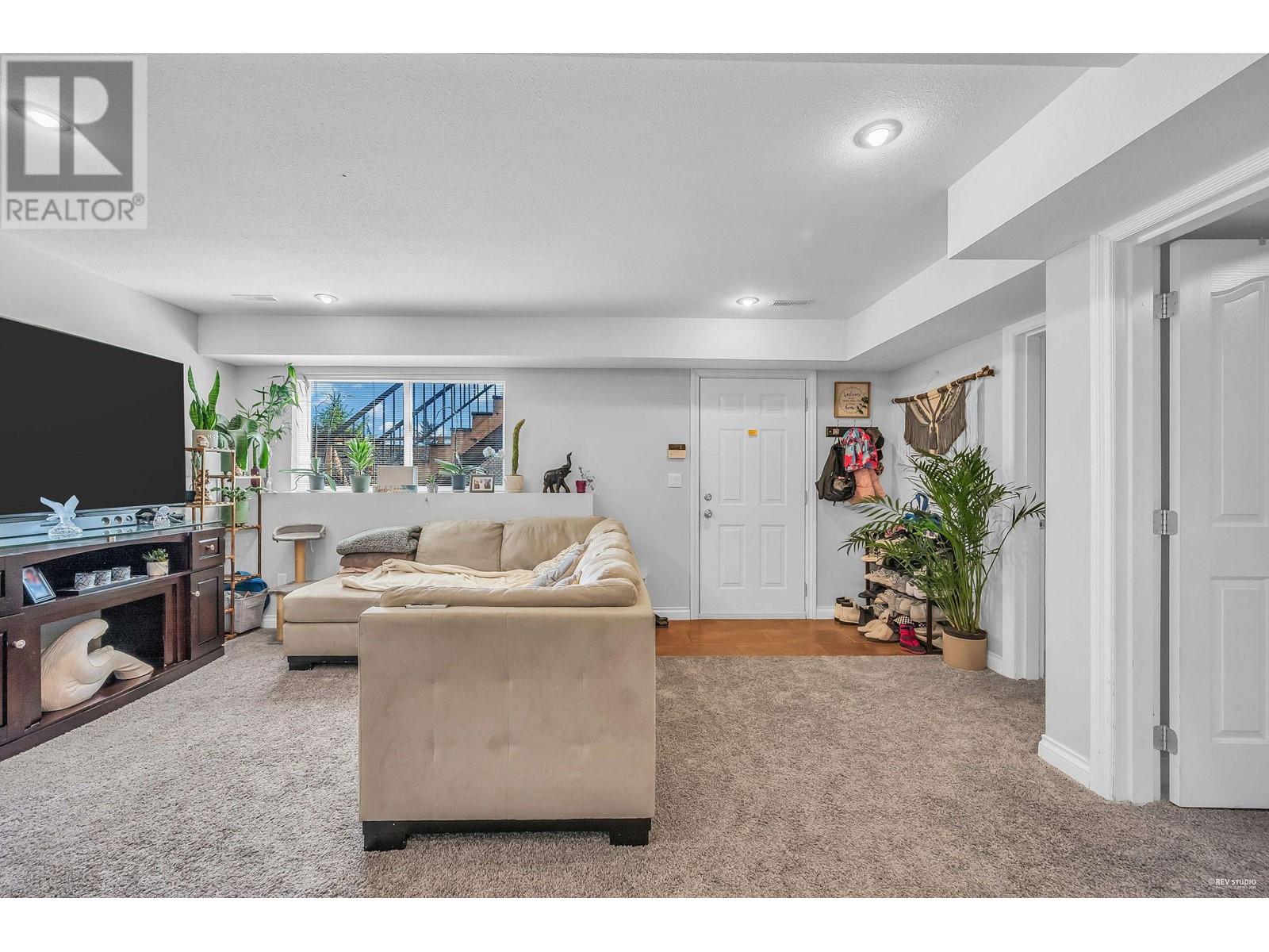 23562 112 B Avenue, Maple Ridge, British Columbia  V2W 1W7 - Photo 5 - R2936599