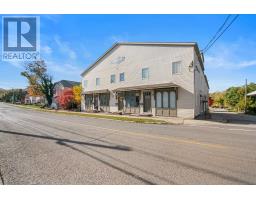 16 - 49 ONTARIO STREET, Grimsby, Ontario