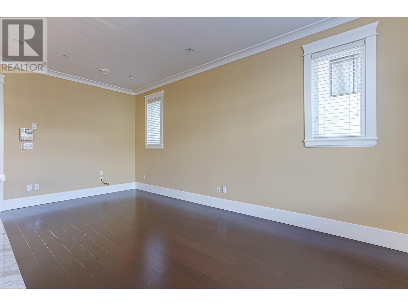 Listing Picture 8 of 40 : 1529 W 66TH AVENUE, Vancouver / 溫哥華 - 魯藝地產 Yvonne Lu Group - MLS Medallion Club Member