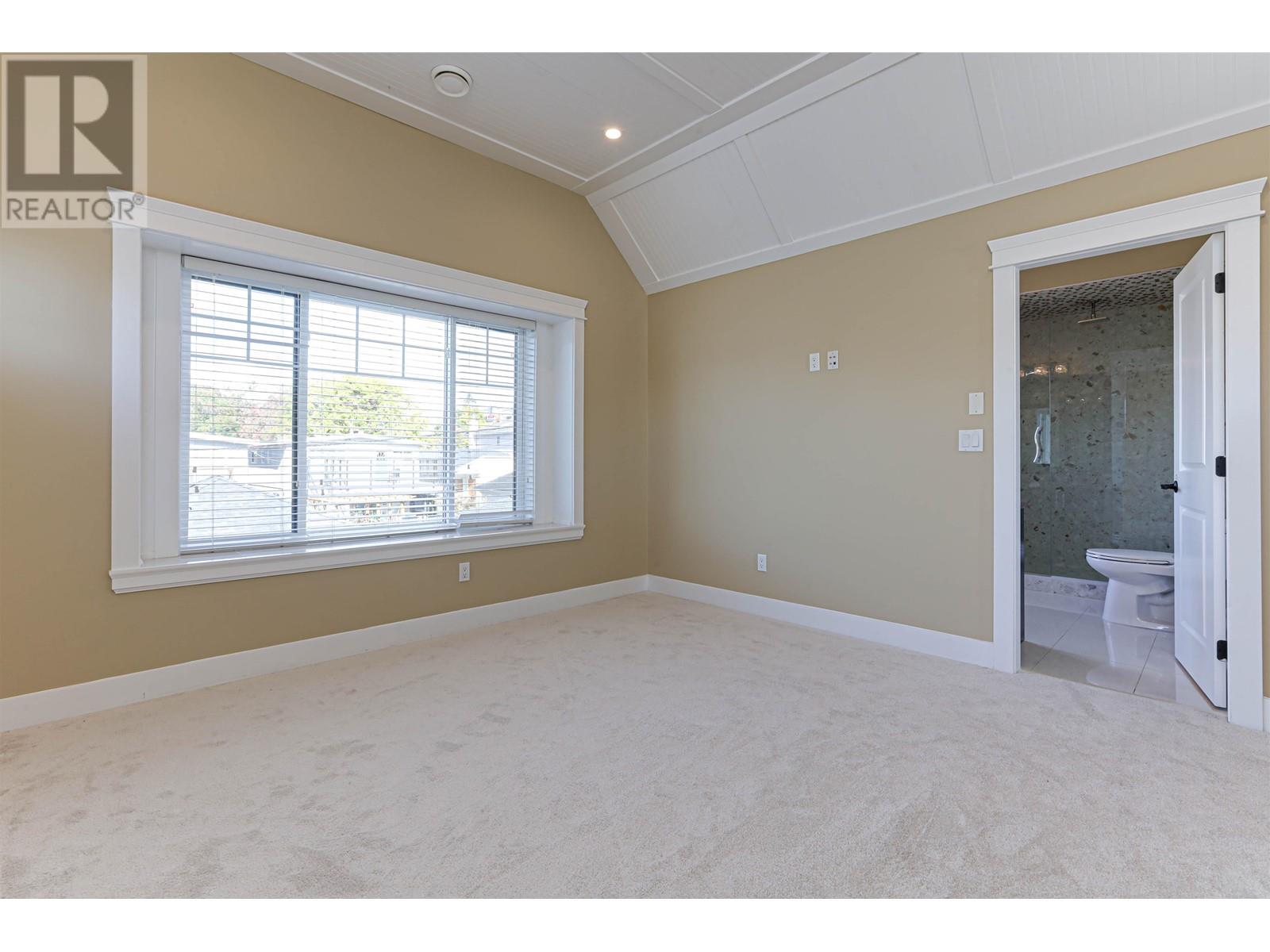 Listing Picture 21 of 40 : 1529 W 66TH AVENUE, Vancouver / 溫哥華 - 魯藝地產 Yvonne Lu Group - MLS Medallion Club Member