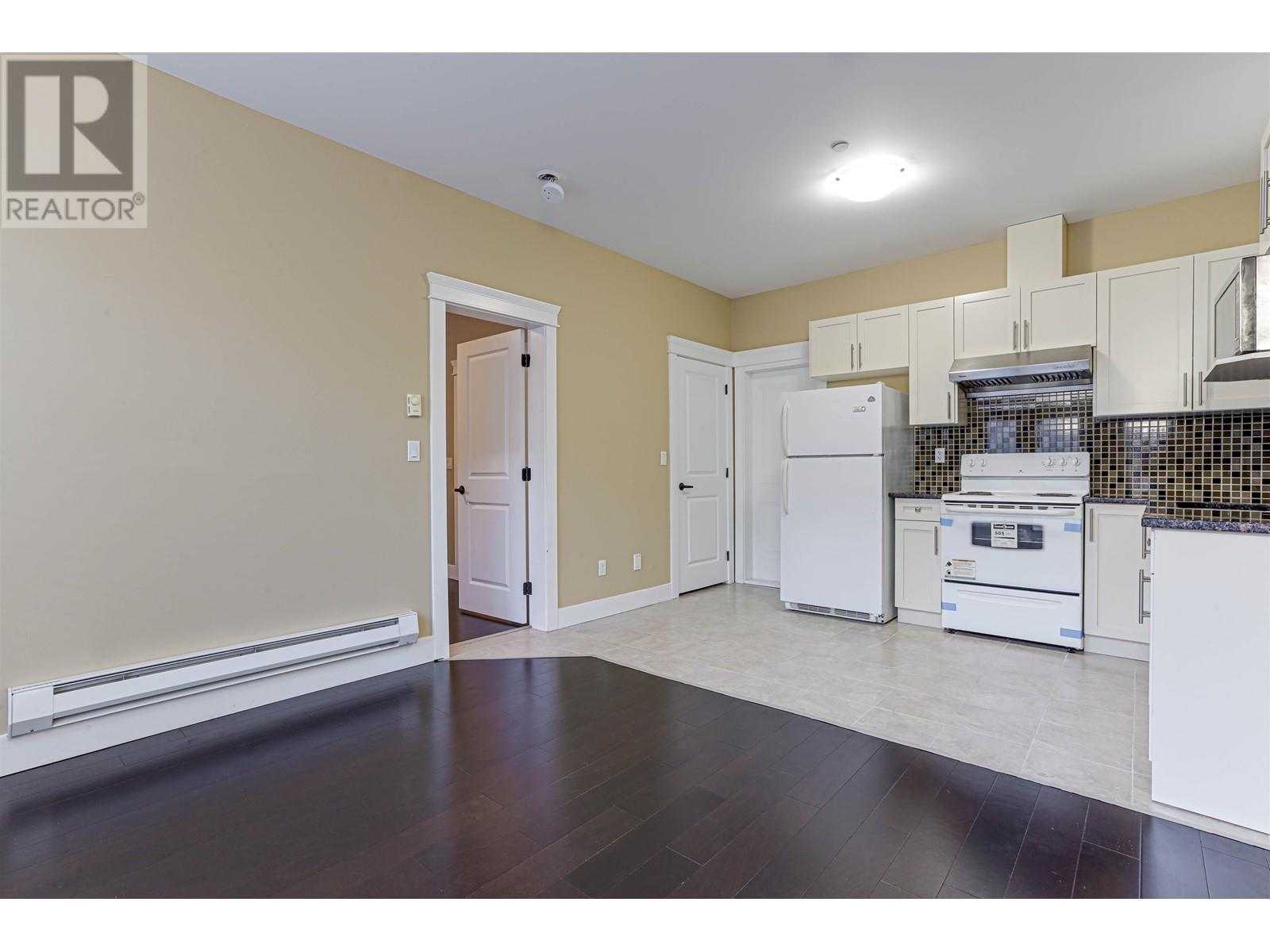 Listing Picture 39 of 40 : 1529 W 66TH AVENUE, Vancouver / 溫哥華 - 魯藝地產 Yvonne Lu Group - MLS Medallion Club Member