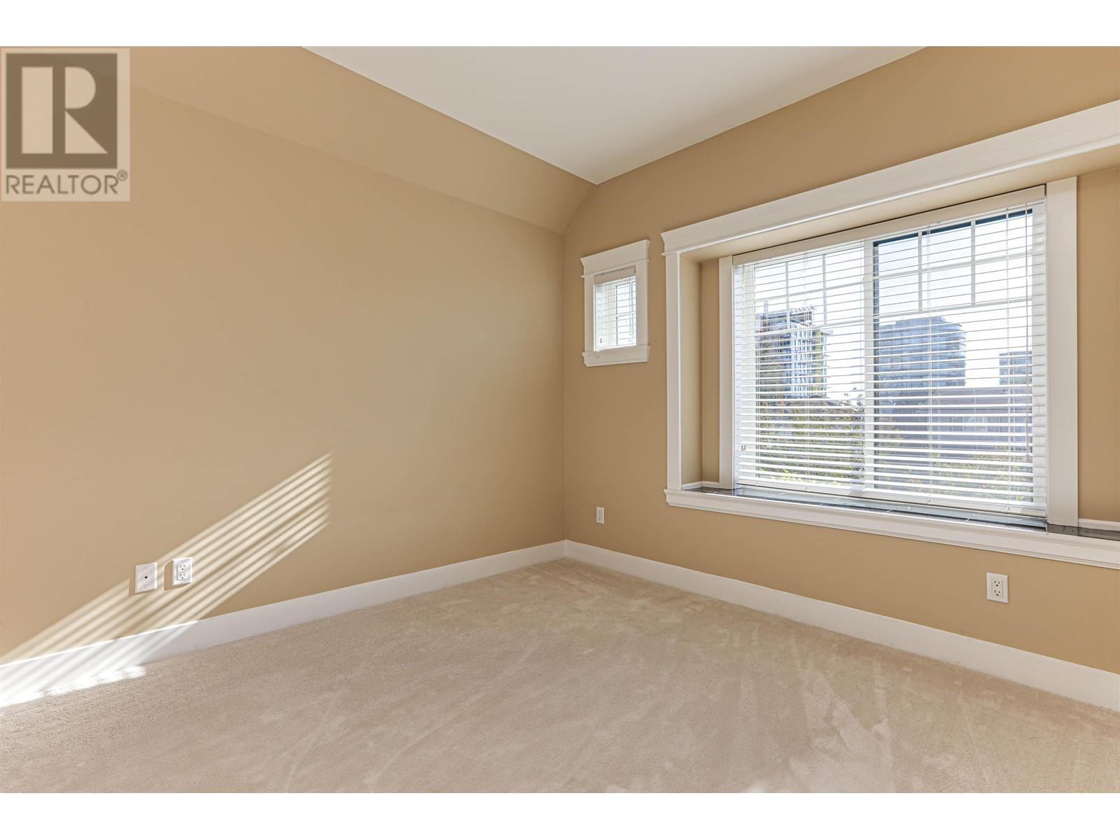 Listing Picture 29 of 40 : 1529 W 66TH AVENUE, Vancouver / 溫哥華 - 魯藝地產 Yvonne Lu Group - MLS Medallion Club Member