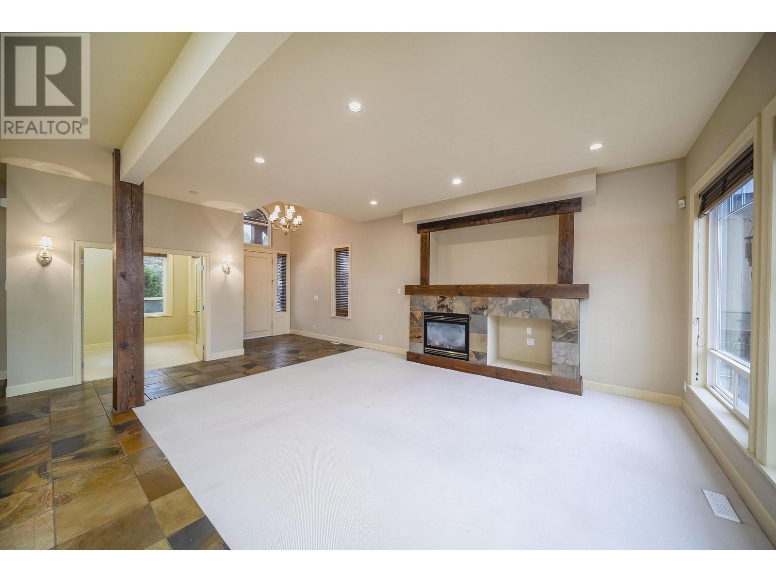 3225 Chartwell Lane, Coquitlam, British Columbia  V3E 3N1 - Photo 13 - R2937723