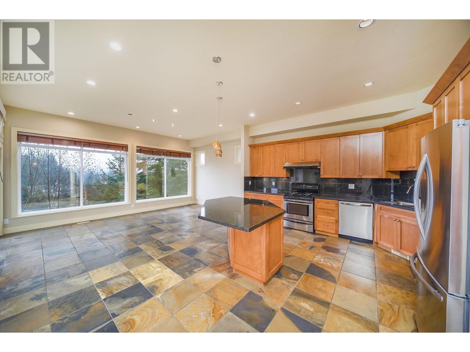 3225 Chartwell Lane, Coquitlam, British Columbia  V3E 3N1 - Photo 16 - R2937723