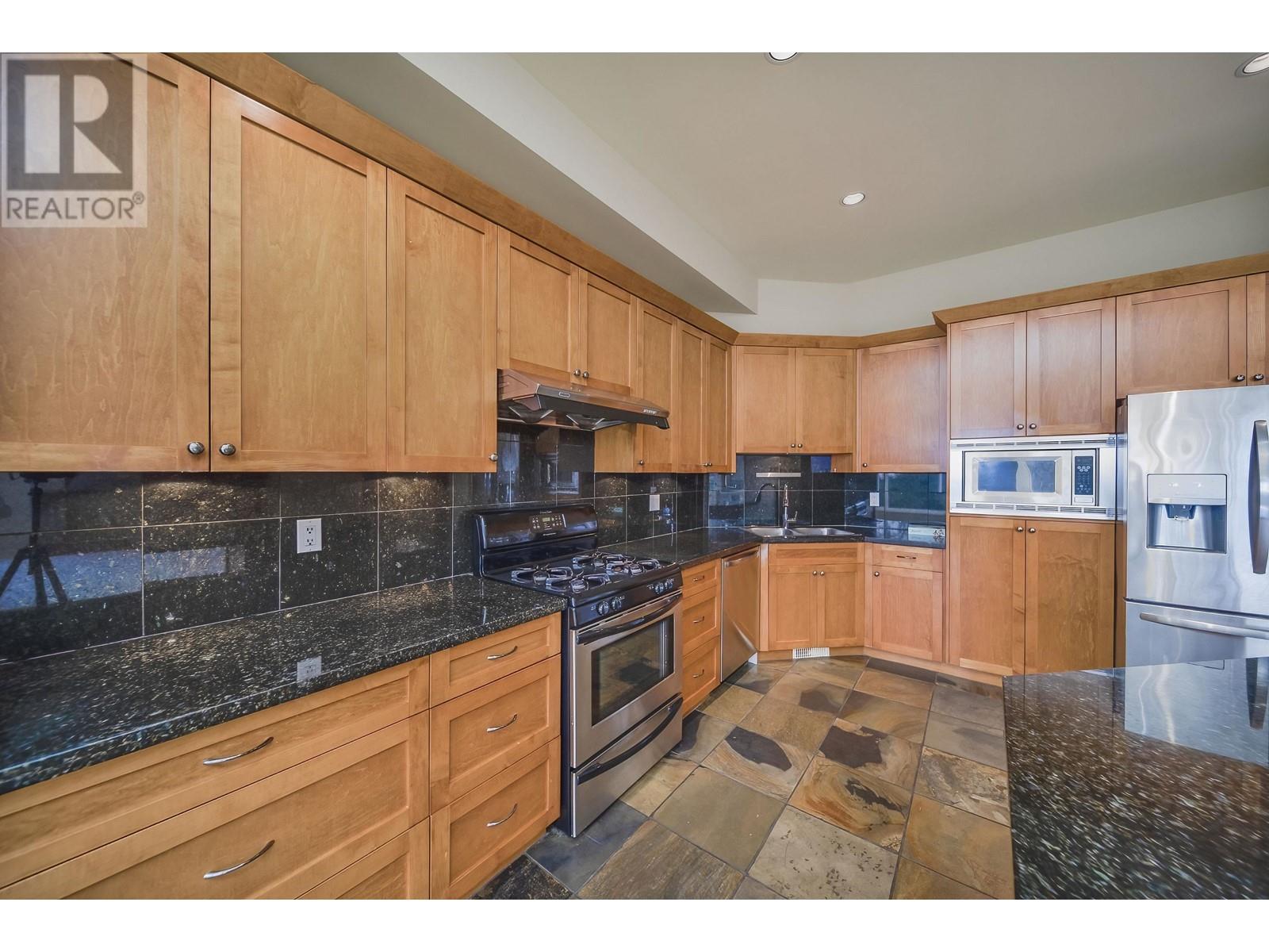 3225 Chartwell Lane, Coquitlam, British Columbia  V3E 3N1 - Photo 19 - R2937723