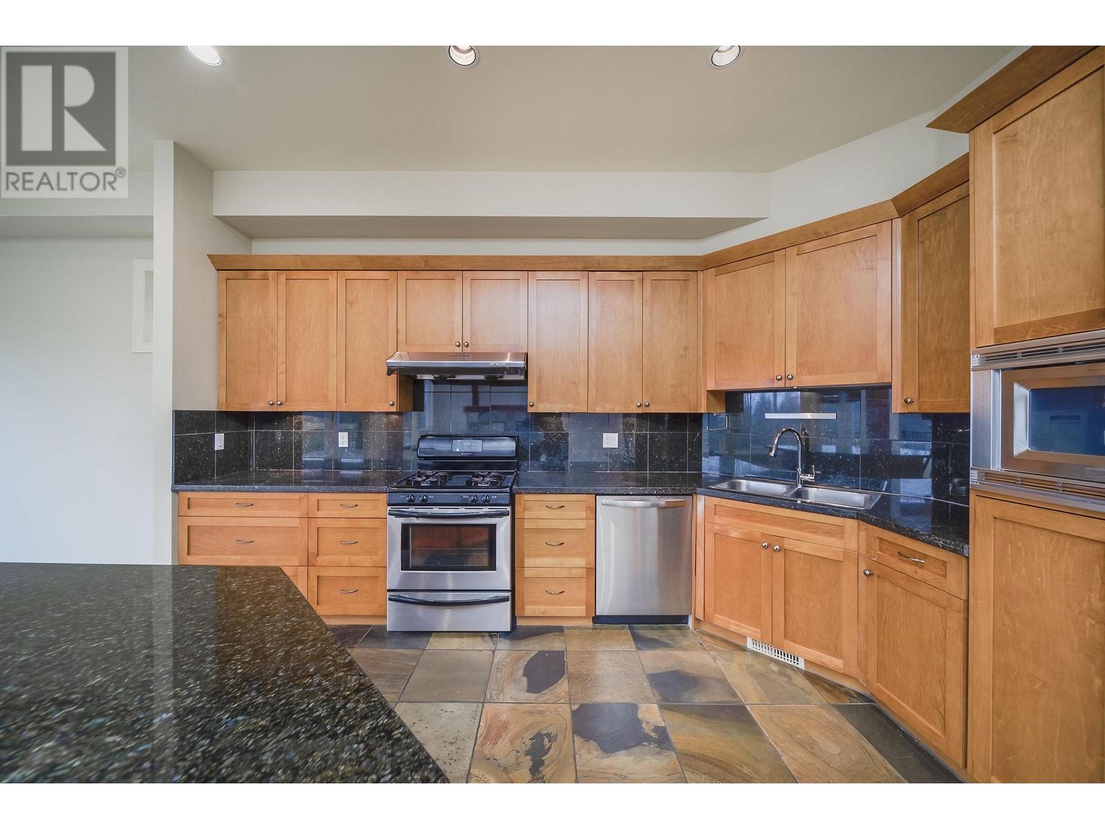 3225 Chartwell Lane, Coquitlam, British Columbia  V3E 3N1 - Photo 20 - R2937723