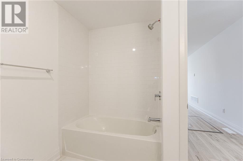 777 Beach Boulevard, Hamilton, Ontario  L8H 6Y5 - Photo 10 - 40667311