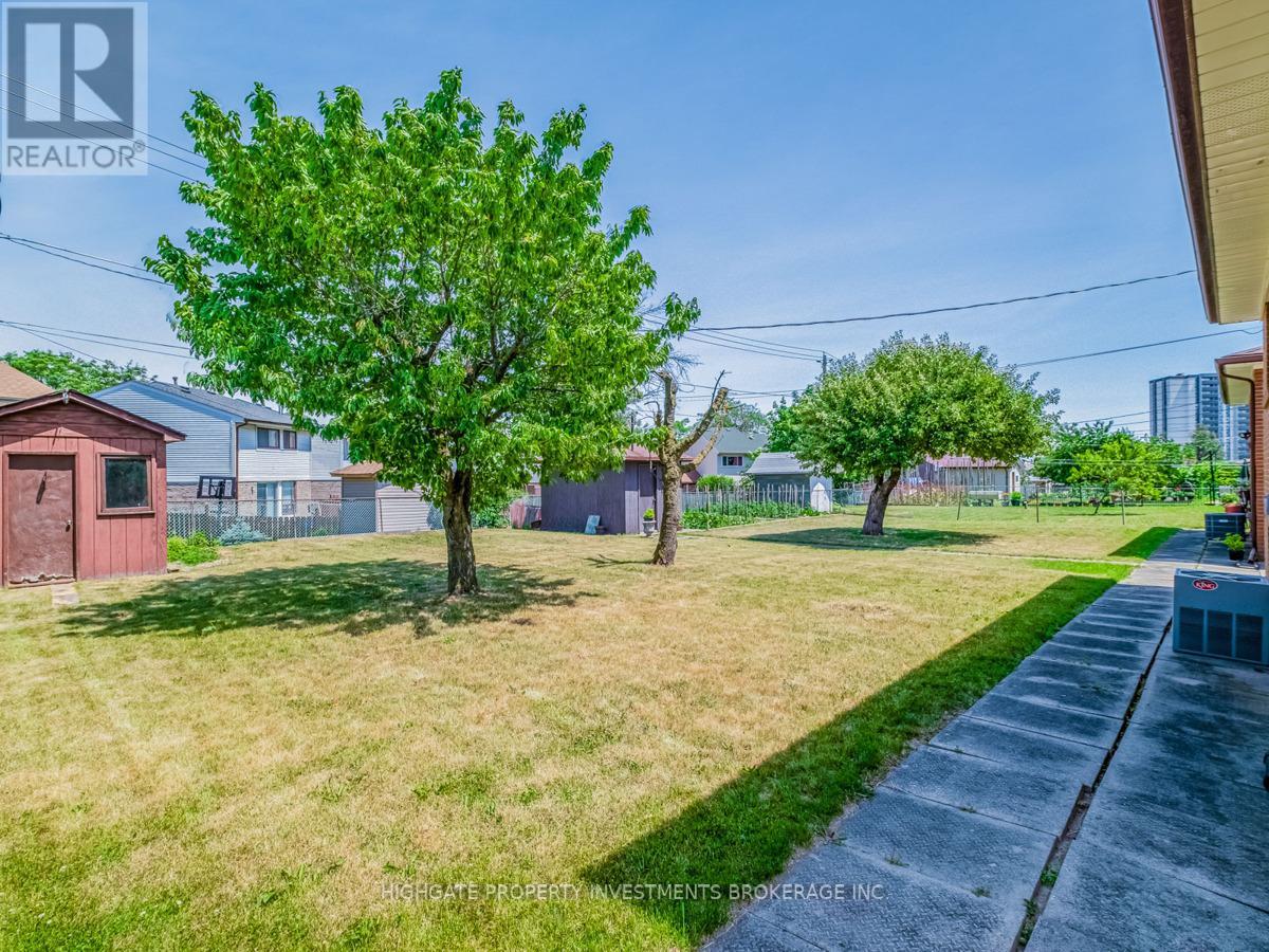 Lower - 81 Maryhill Drive, Toronto (Mount Olive-Silverstone-Jamestown), Ontario  M9V 3C3 - Photo 25 - W9505752