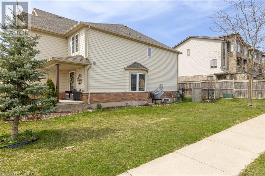 1434 Evans Boulevard, London, Ontario  N6M 1L6 - Photo 3 - 40667463