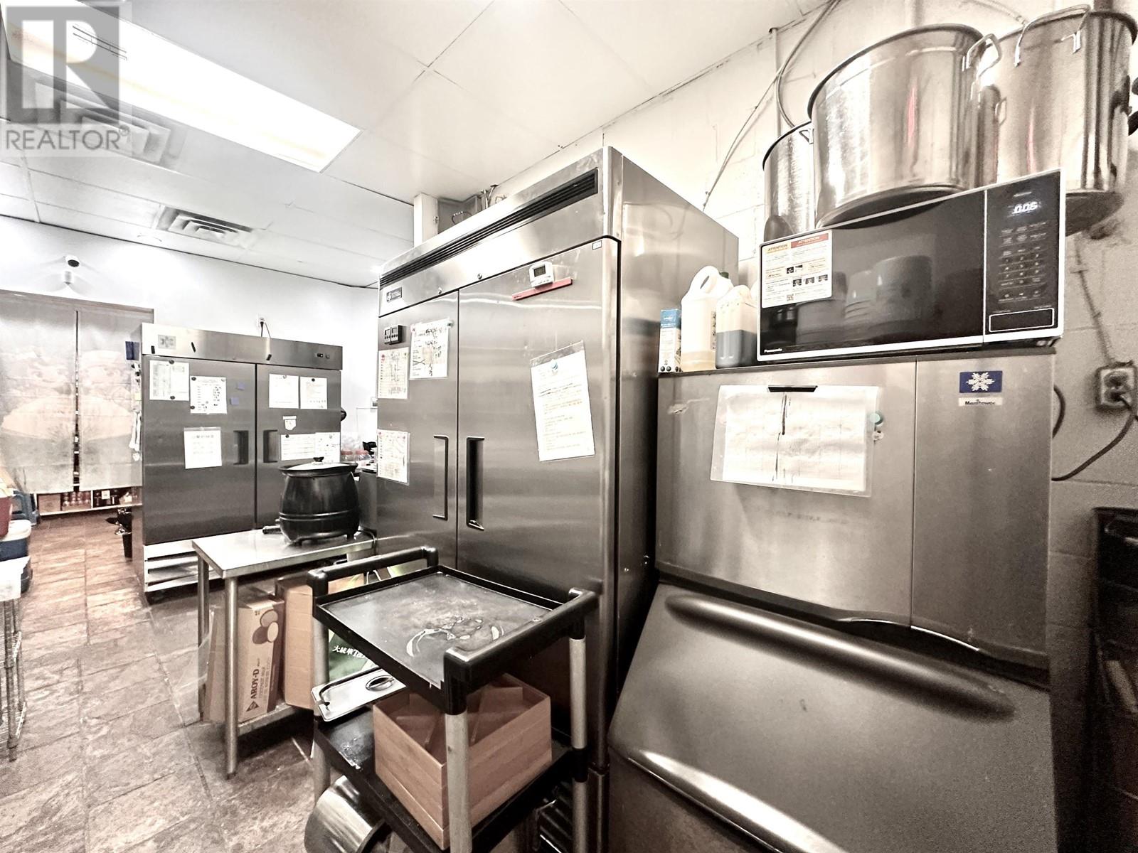 7980 Granville Street, Vancouver, British Columbia  V6P 4Z2 - Photo 6 - C8063690