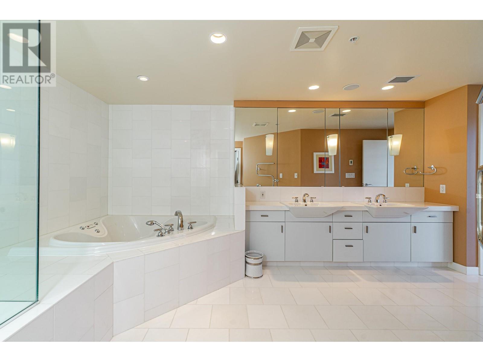 2101 1233 W Cordova Street, Vancouver, British Columbia  V6C 3R1 - Photo 29 - R2937752
