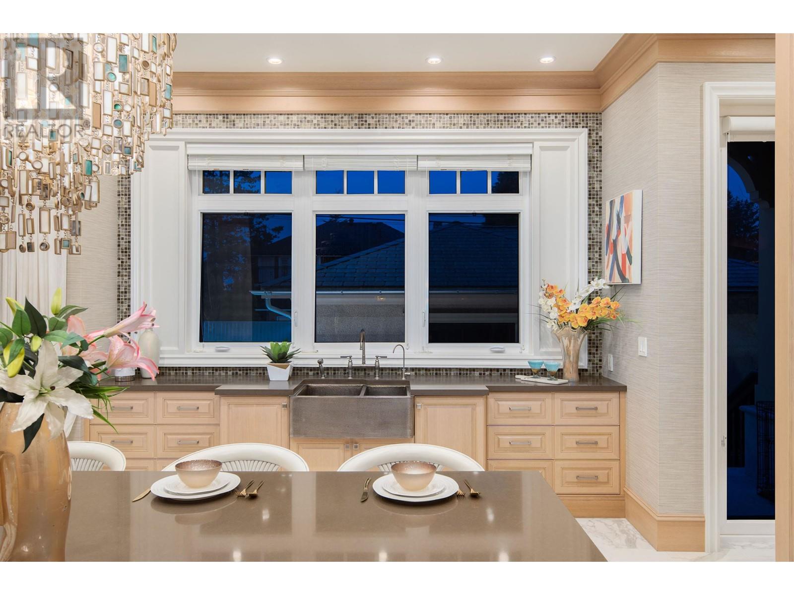 Listing Picture 12 of 40 : 5755 ANGUS DRIVE, Vancouver / 溫哥華 - 魯藝地產 Yvonne Lu Group - MLS Medallion Club Member