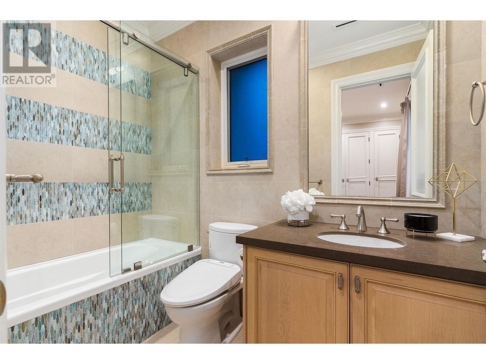 Listing Picture 23 of 40 : 5755 ANGUS DRIVE, Vancouver / 溫哥華 - 魯藝地產 Yvonne Lu Group - MLS Medallion Club Member
