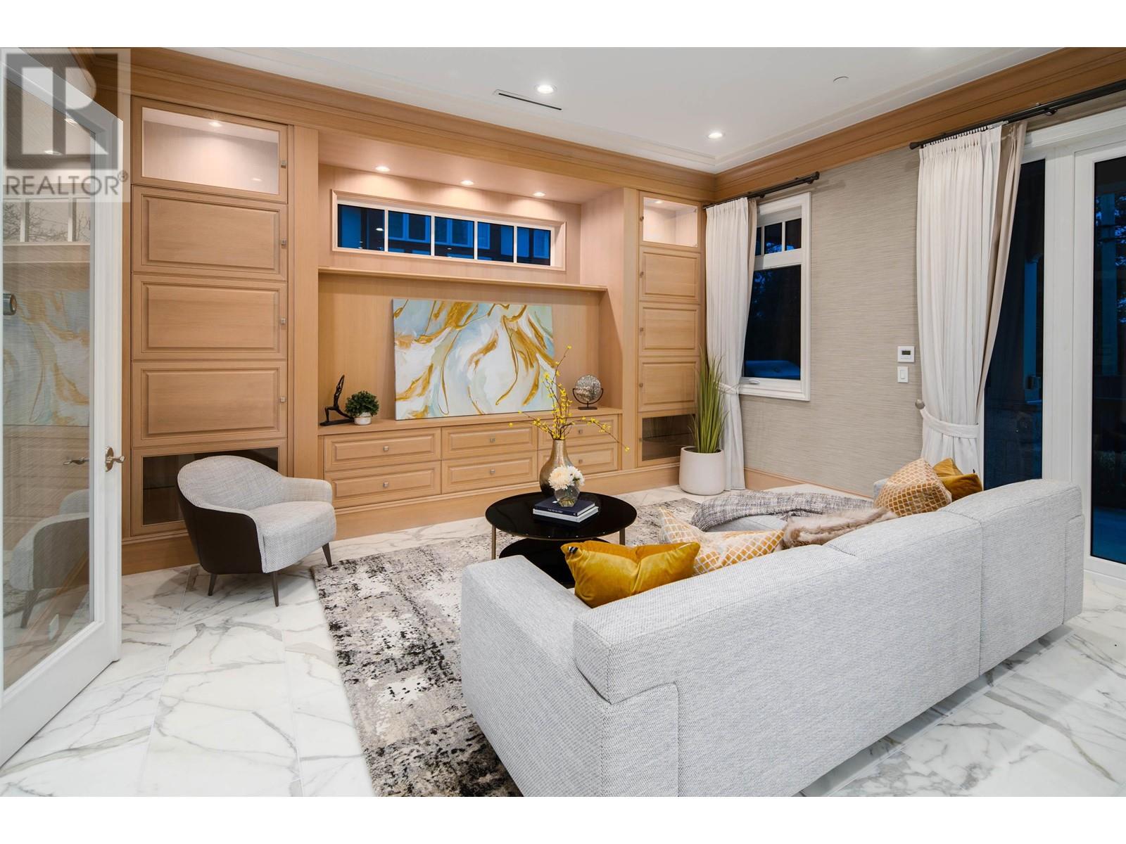 Listing Picture 9 of 40 : 5755 ANGUS DRIVE, Vancouver / 溫哥華 - 魯藝地產 Yvonne Lu Group - MLS Medallion Club Member
