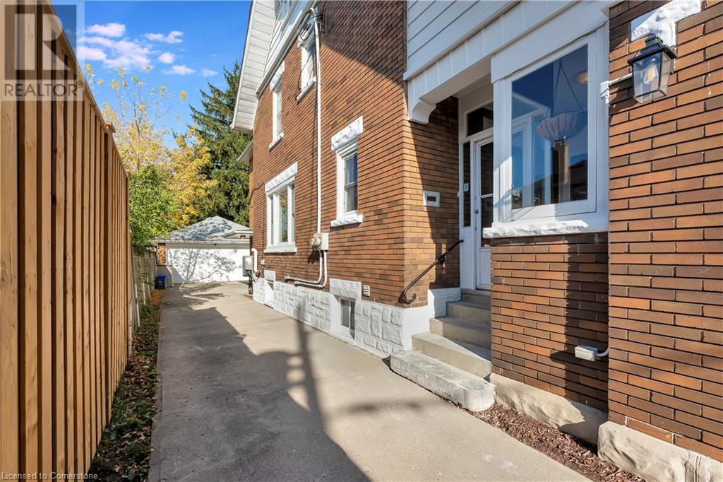 80 Fairview Avenue, Kitchener, Ontario  N2H 3G1 - Photo 3 - 40666275