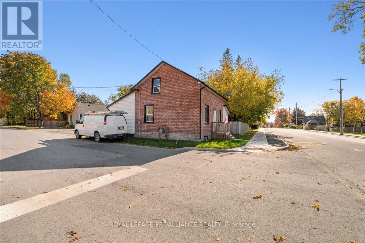 374 Main Street, Prince Edward County, Ontario  K0K 2T0 - Photo 23 - X9506049