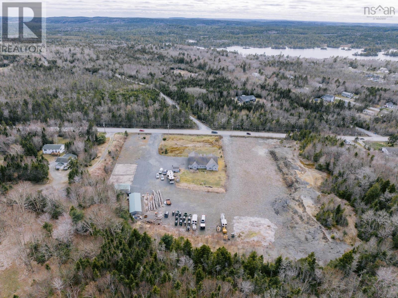 315 Highway 1, Mount Uniacke, Nova Scotia  B0N 1Z0 - Photo 45 - 202425173