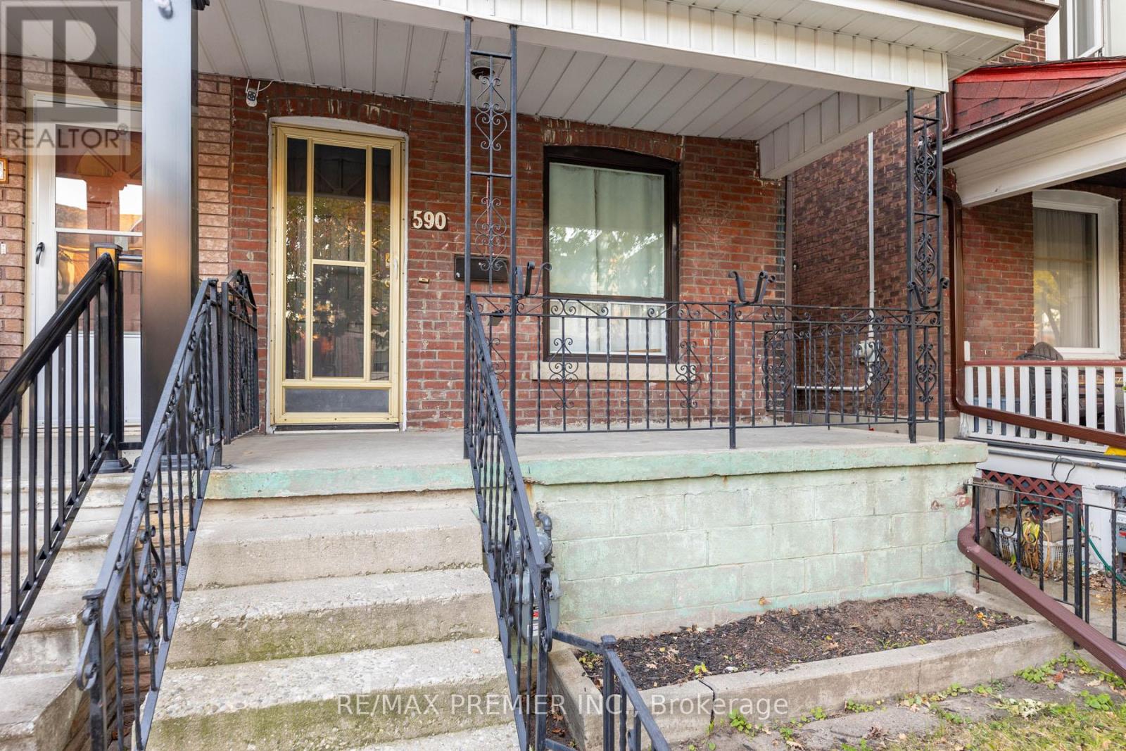 590 Gladstone Avenue, Toronto, Ontario  M6H 3J2 - Photo 1 - W9505963