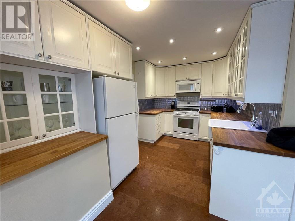 21 Perkins Street, Ottawa, Ontario  K1R 7G4 - Photo 3 - X9523903