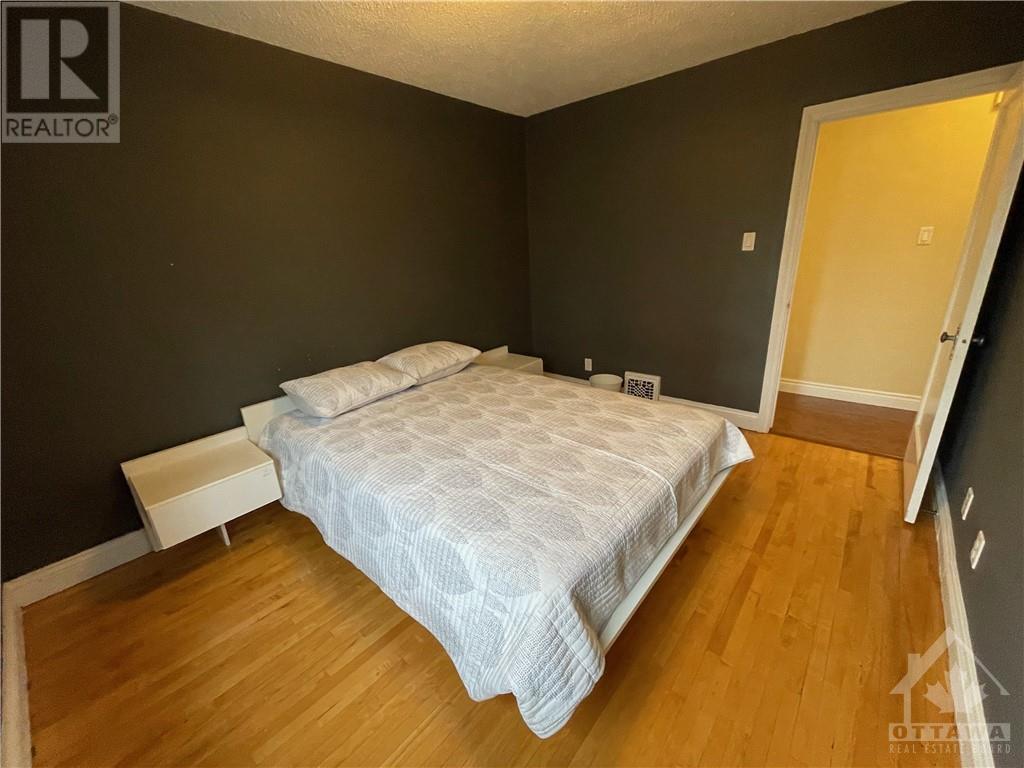 21 Perkins Street, Ottawa, Ontario  K1R 7G4 - Photo 8 - X9523903