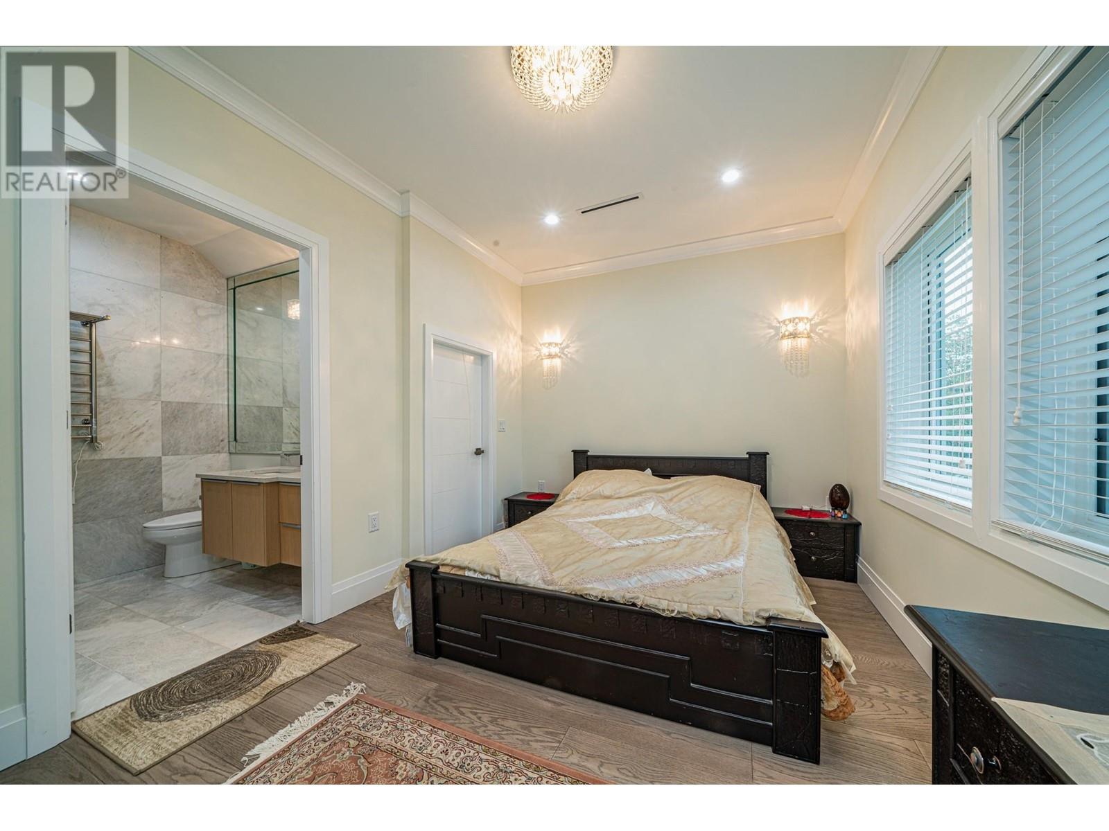 Listing Picture 19 of 37 : 3538 W 30TH AVENUE, Vancouver / 溫哥華 - 魯藝地產 Yvonne Lu Group - MLS Medallion Club Member