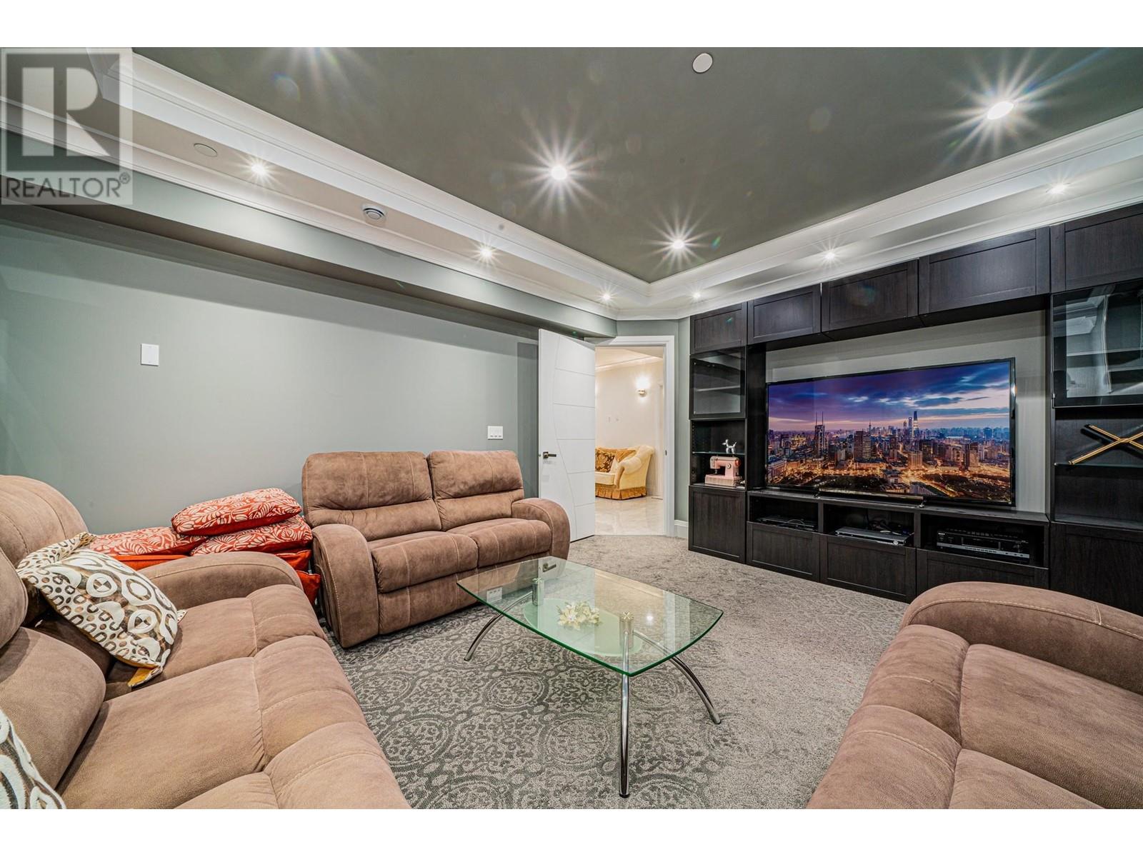 Listing Picture 34 of 37 : 3538 W 30TH AVENUE, Vancouver / 溫哥華 - 魯藝地產 Yvonne Lu Group - MLS Medallion Club Member