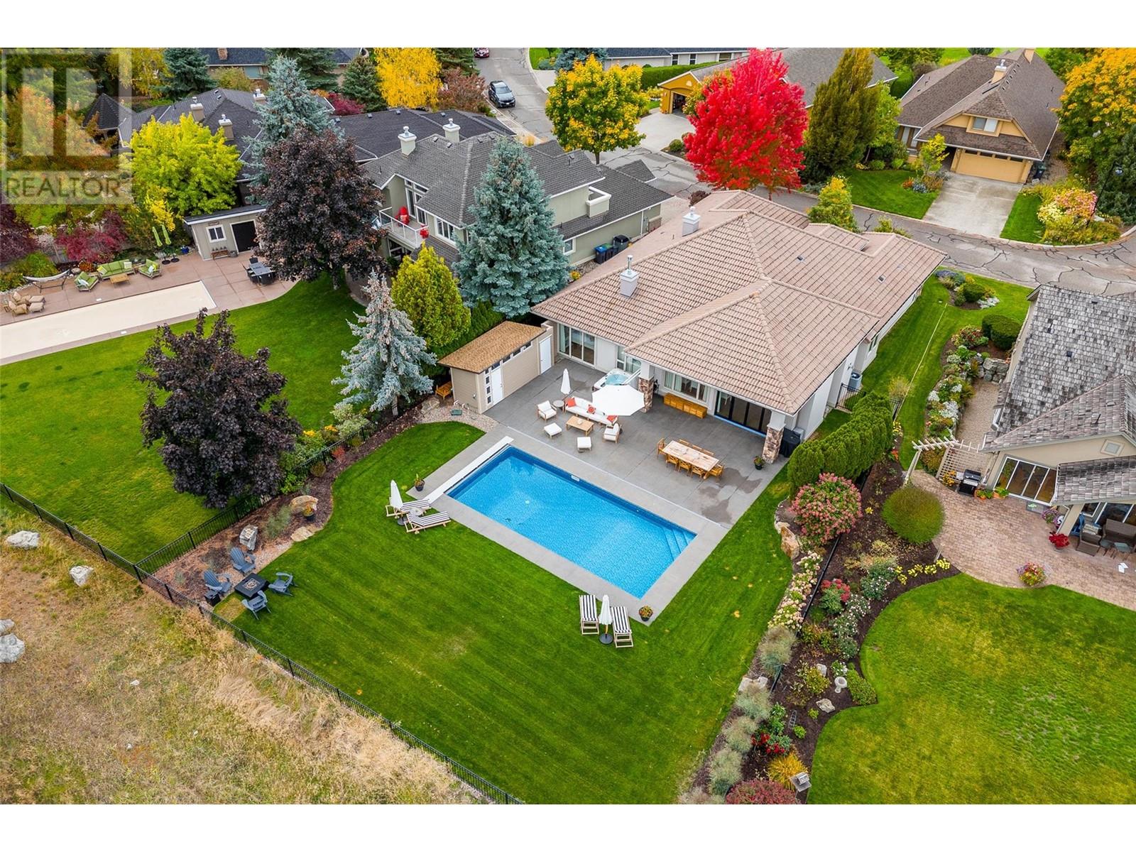 3813 Gallaghers Parkway, Kelowna, British Columbia  V1W 3Z8 - Photo 3 - 10326232