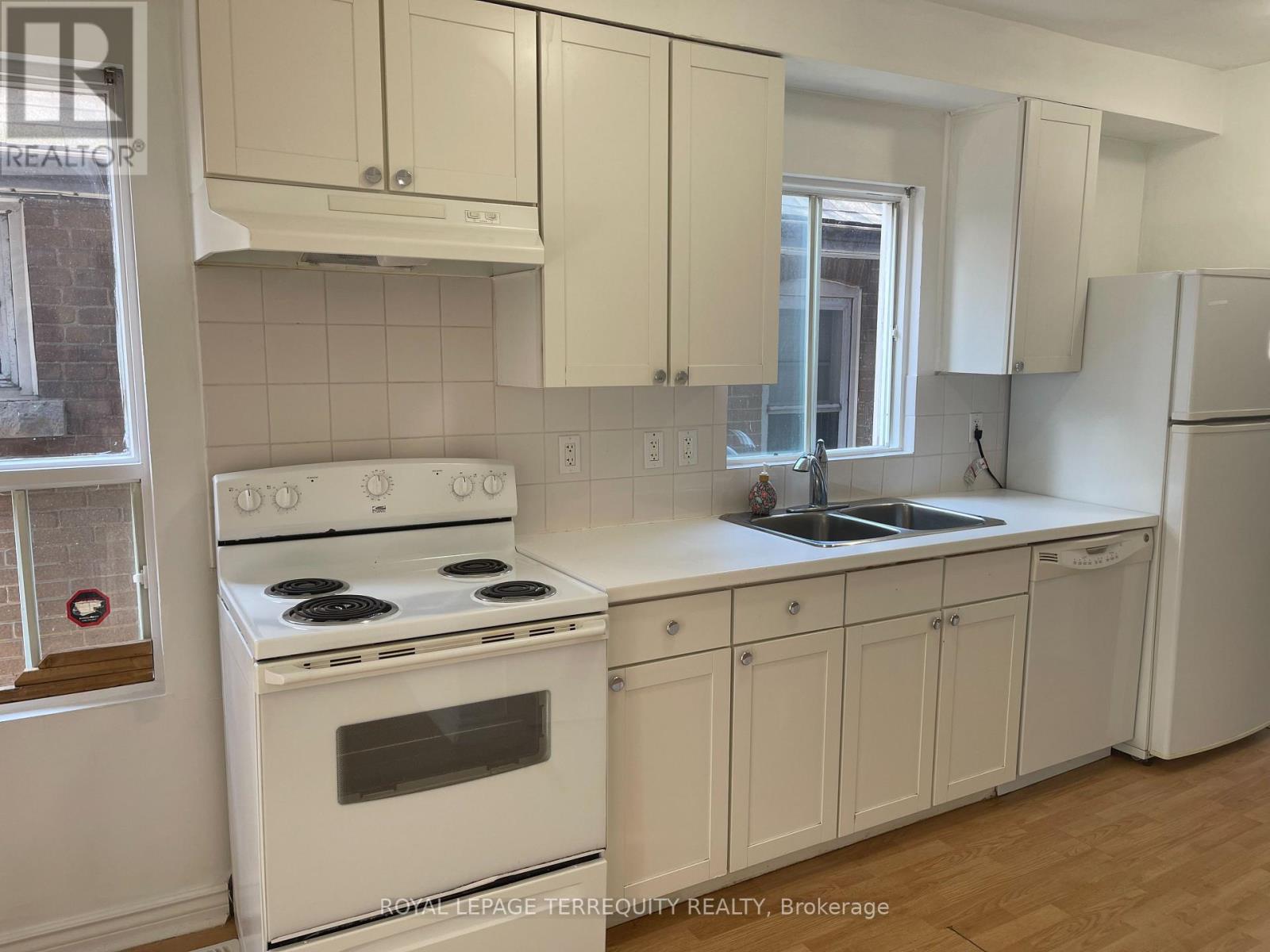 Main - 135 Sheppard Avenue W, Toronto, Ontario  M2N 1M7 - Photo 6 - C9506263